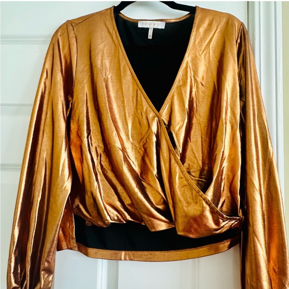 Harper Wren Shiny Gold/Copper blouse. Size XS (W)